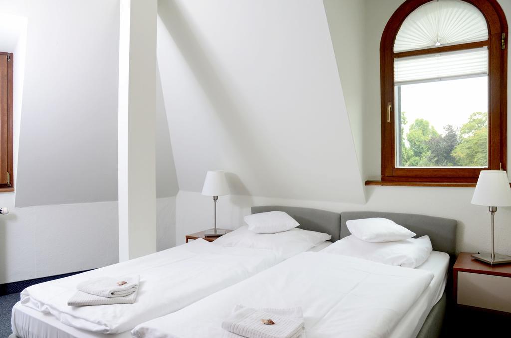 Hotel & Apartments Fuerstenhof Am Bauhaus Weimar Kültér fotó